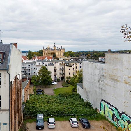 Schlosskoenig - Modernes & Zentrales Apartment Mit Balkon Und Arbeitsplatz Schwerin  Exterior foto