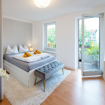 Schlosskoenig - Modernes & Zentrales Apartment Mit Balkon Und Arbeitsplatz Schwerin  Exterior foto