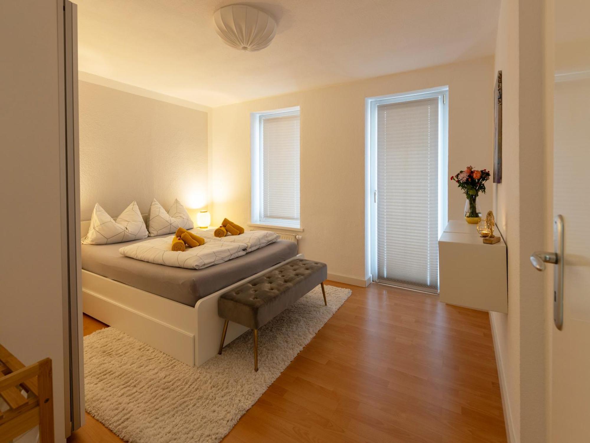 Schlosskoenig - Modernes & Zentrales Apartment Mit Balkon Und Arbeitsplatz Schwerin  Exterior foto