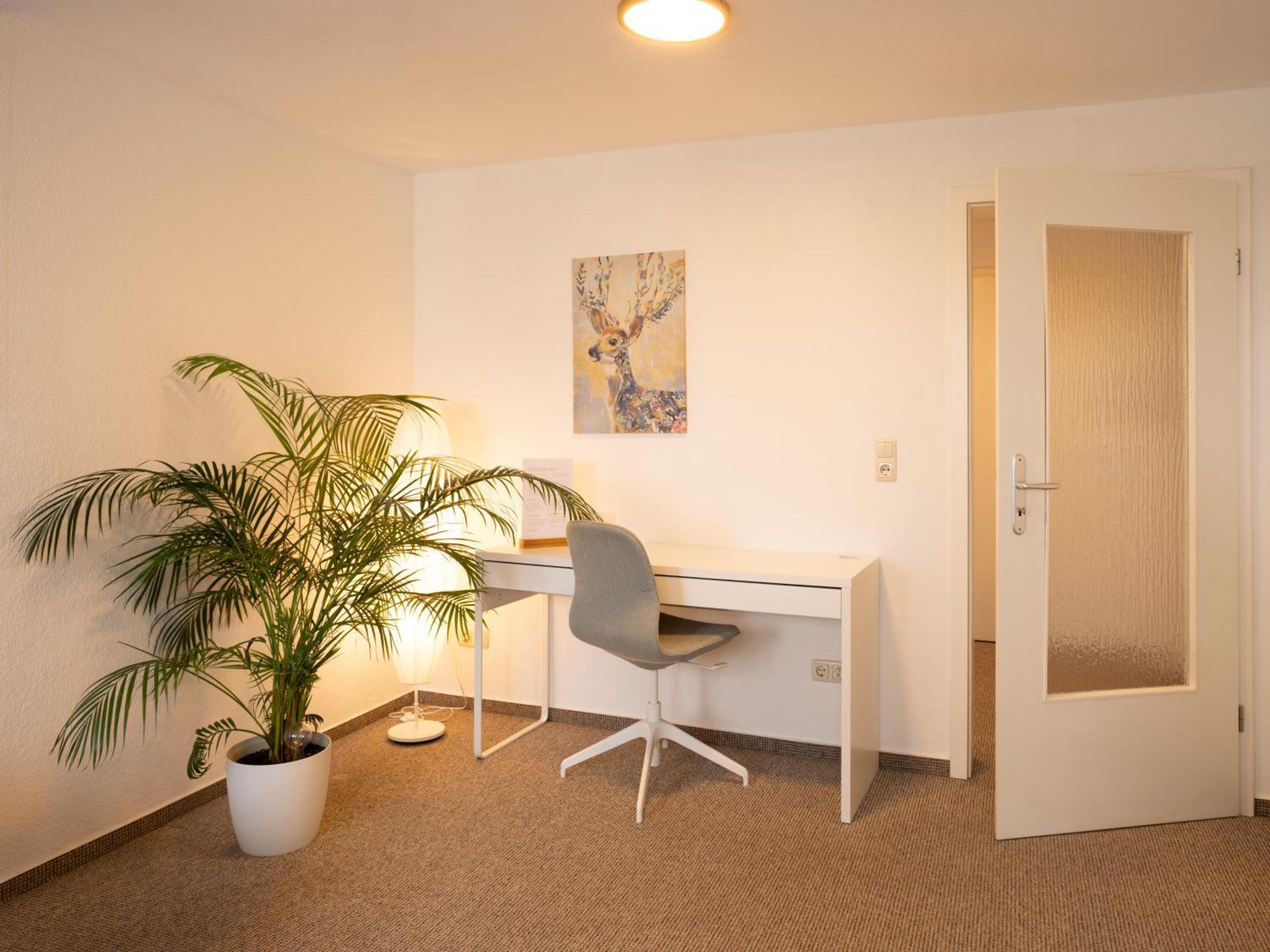 Schlosskoenig - Modernes & Zentrales Apartment Mit Balkon Und Arbeitsplatz Schwerin  Exterior foto