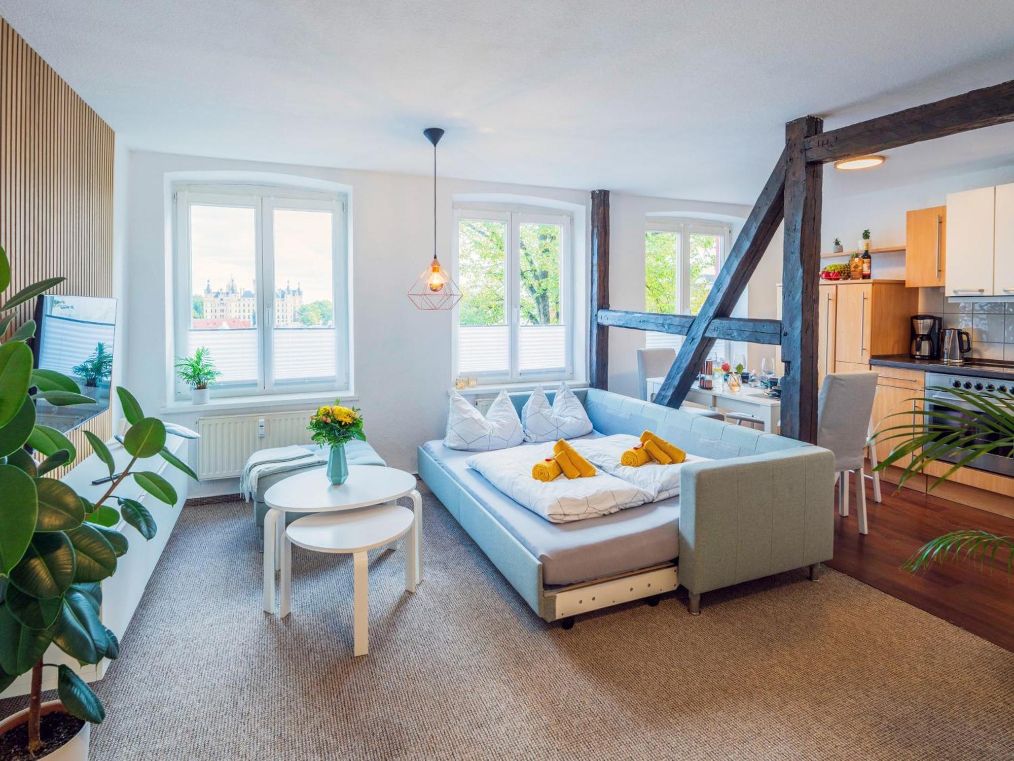 Schlosskoenig - Modernes & Zentrales Apartment Mit Balkon Und Arbeitsplatz Schwerin  Exterior foto
